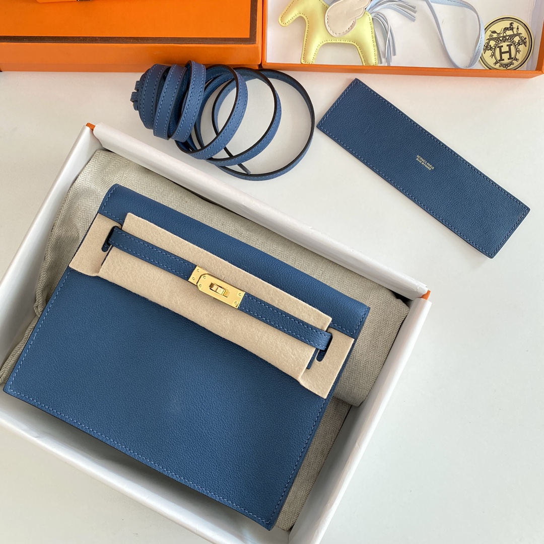 Hermes Kelly Danse Evercolor Bag In Blue Color